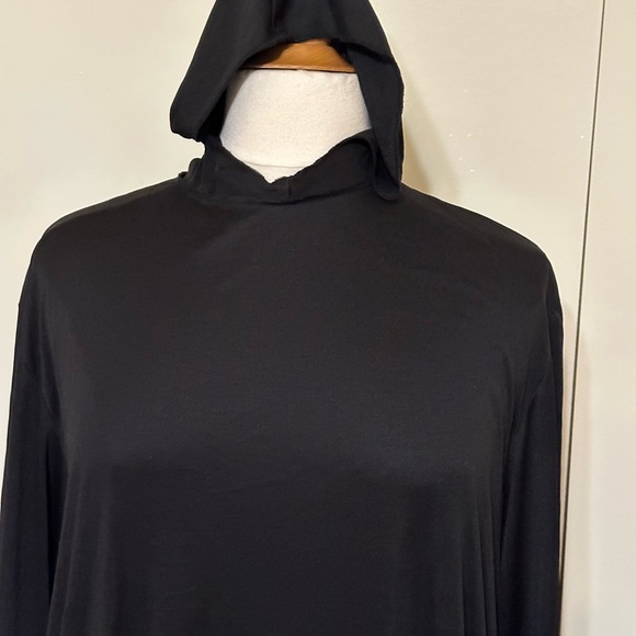 Disguise Hooded Cape Pullover Halloween - Picture 2 of 4
